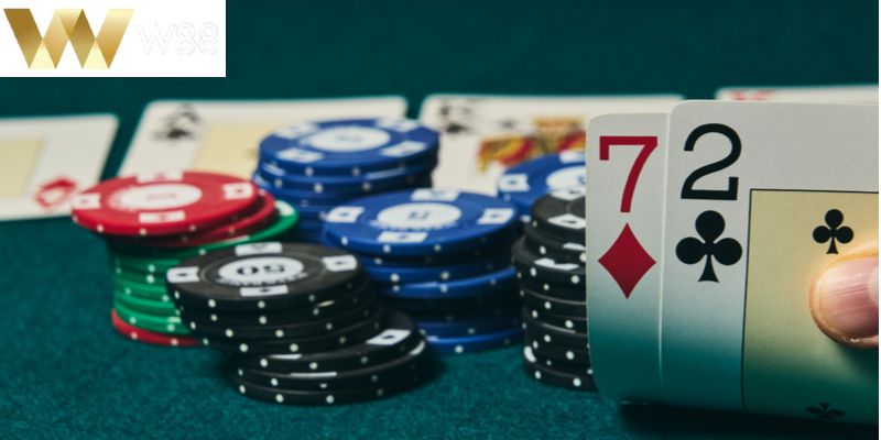 Cập nhập luật chơi poker qua mạng 